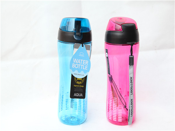 乐扣乐扣运动水壶500ml  价格：45元