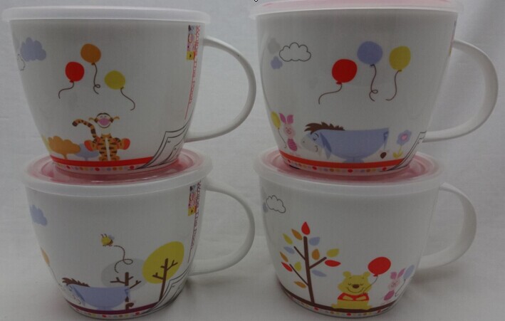 迪士尼 都市时尚杯（精装）  价格：69.9元